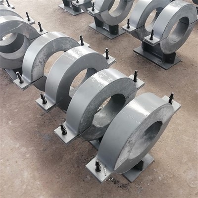 Karsti izolētas caurules atbalsts